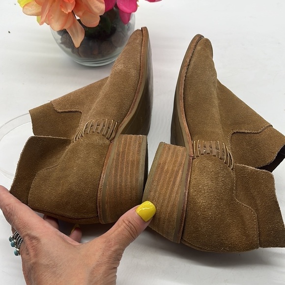 Dolce Vita Tam Suede Ankle Bootie Sz 7. MCA1247D - Picture 3 of 9